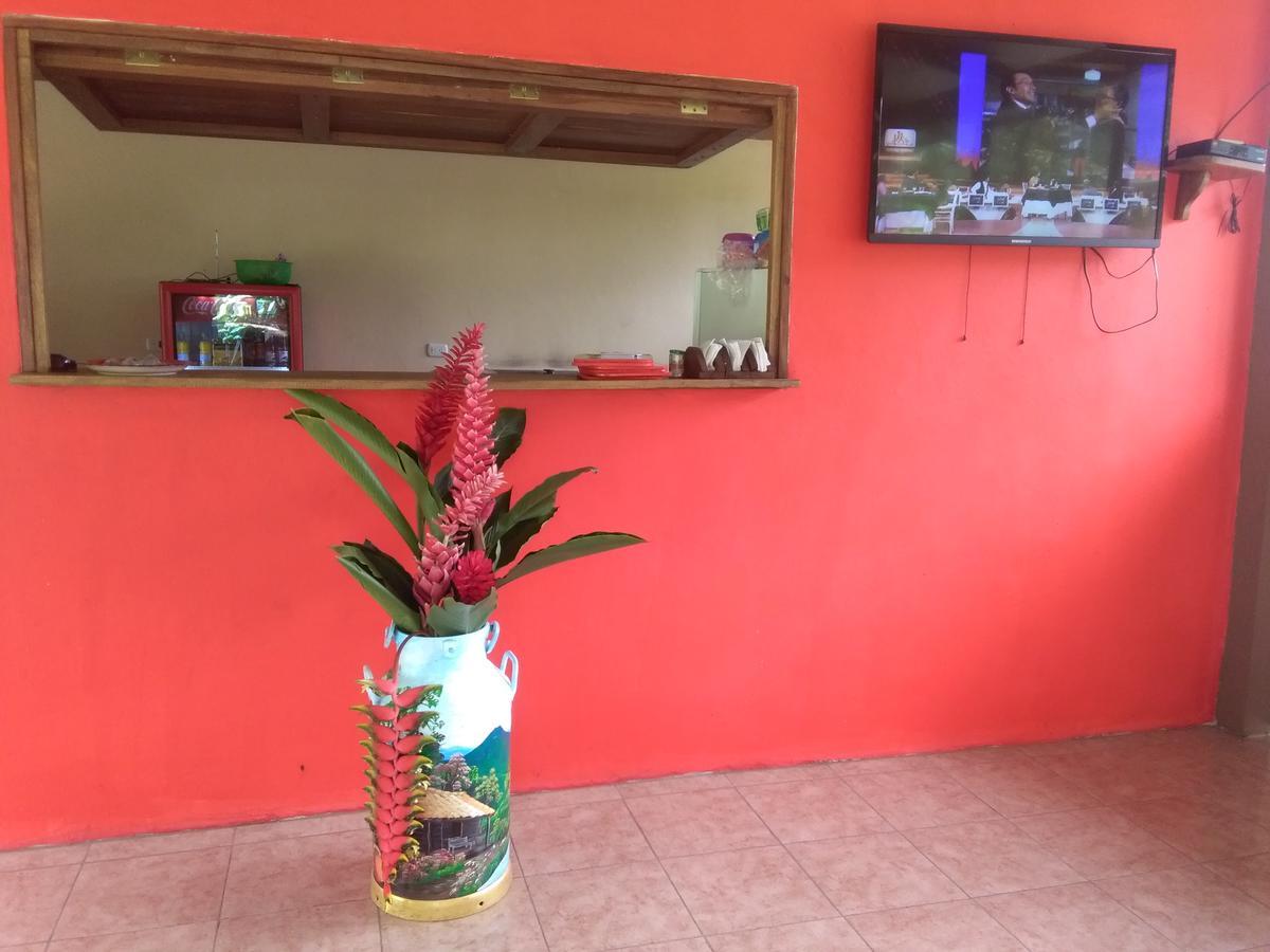 Paraiso Volcano Lodge Guayabo  ภายนอก รูปภาพ
