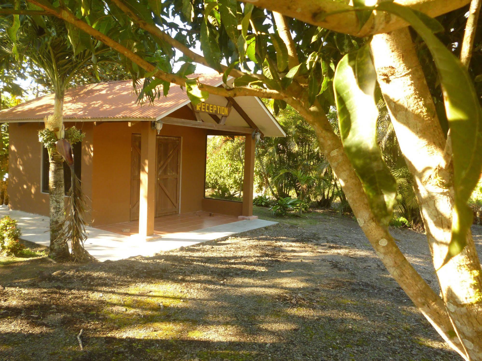Paraiso Volcano Lodge Guayabo  ภายนอก รูปภาพ