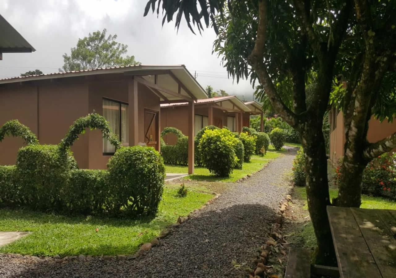 Paraiso Volcano Lodge Guayabo  ภายนอก รูปภาพ