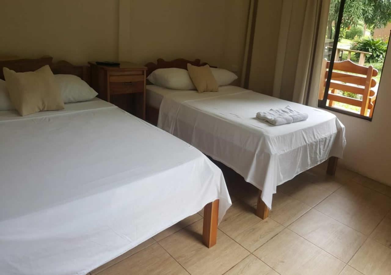 Paraiso Volcano Lodge Guayabo  ภายนอก รูปภาพ